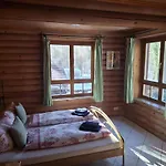 Nyaraló Holzhaus Am *