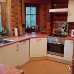 Nyaraló Holzhaus Am *