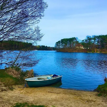 Holzhaus Am بيت للعطل